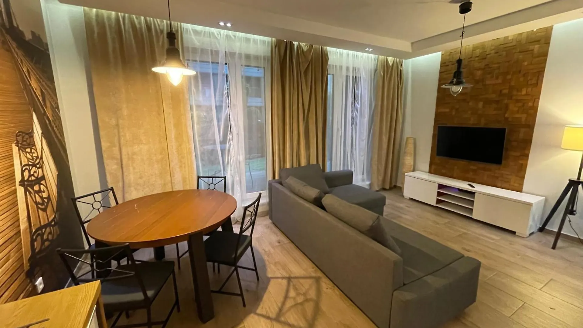 Riverside Studio Krakow Apartment